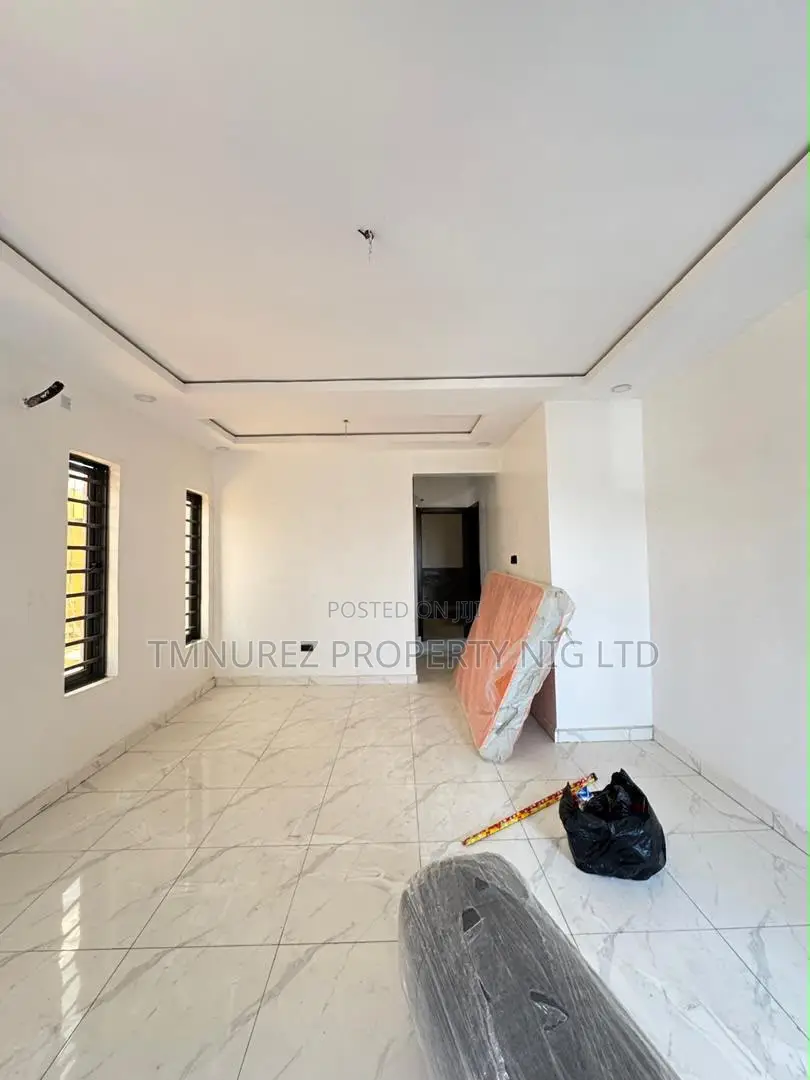 2bdrm Apartment in Gbagada for sale
