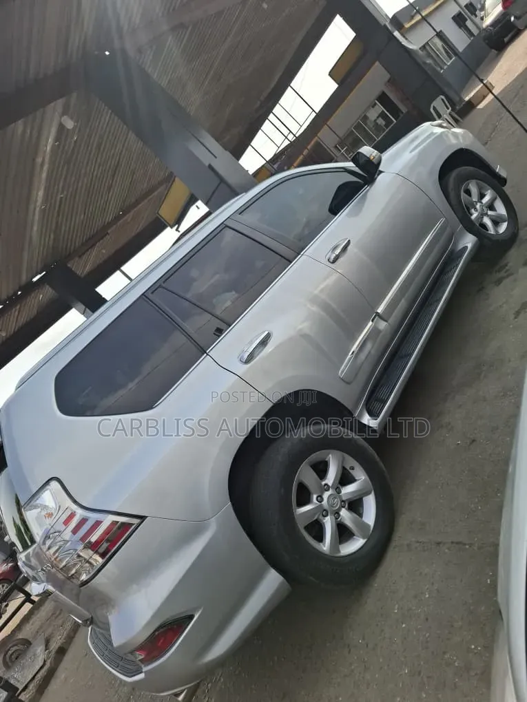 Lexus GX 2015 Silver