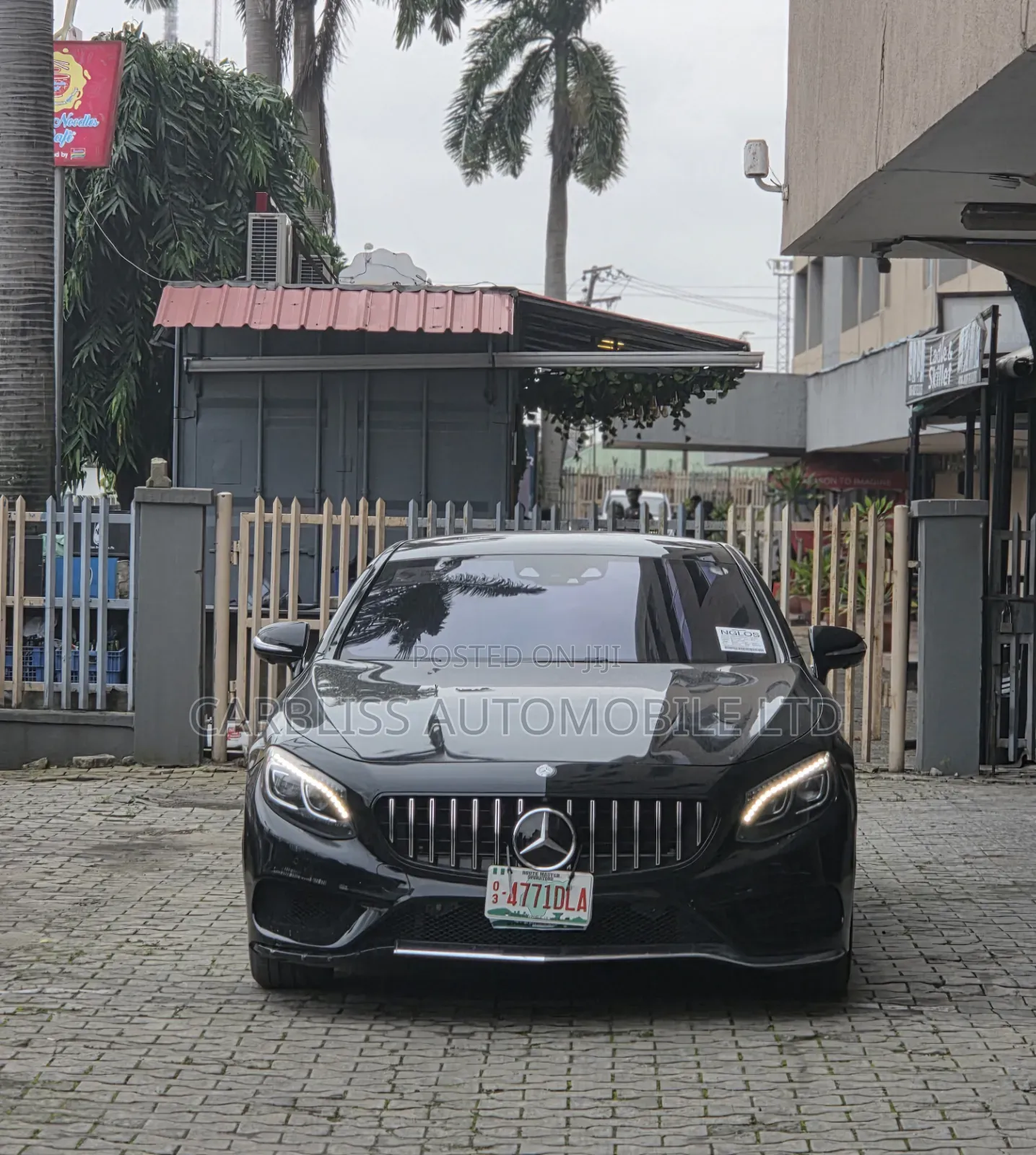 Mercedes-Benz B-Class 2016 Black