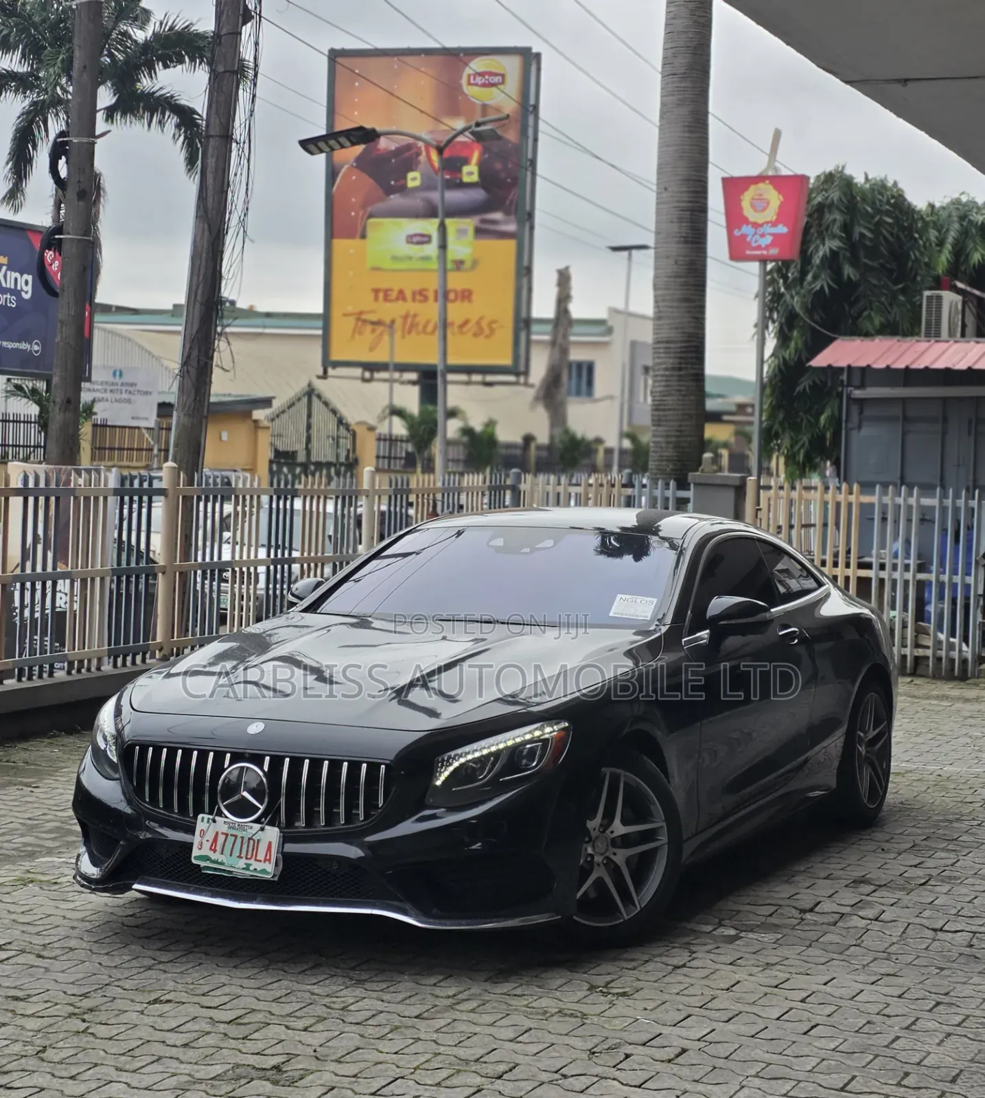 Mercedes-Benz B-Class 2016 Black