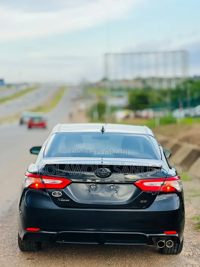 Toyota Camry 2019 Black