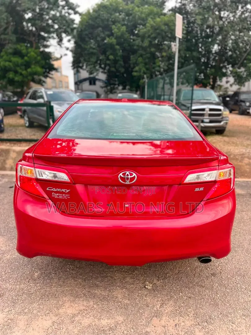 Toyota Camry 2014 Red
