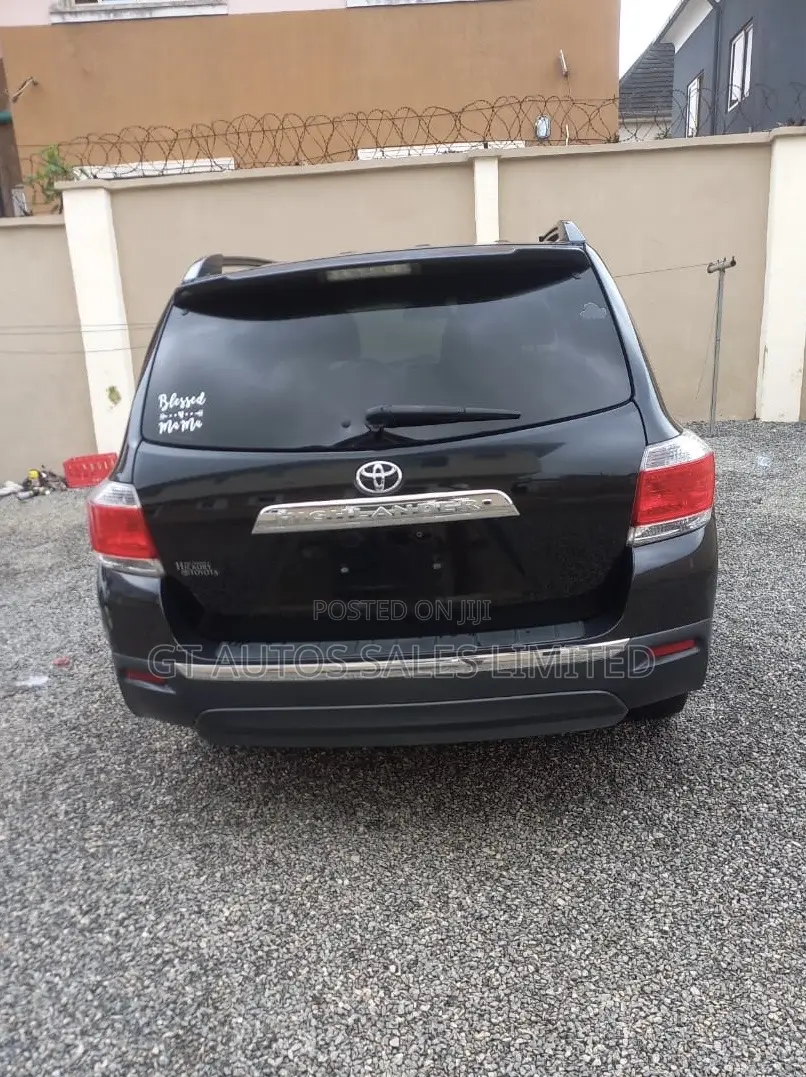 Toyota Highlander Limited 3.5l 4WD 2013 Black