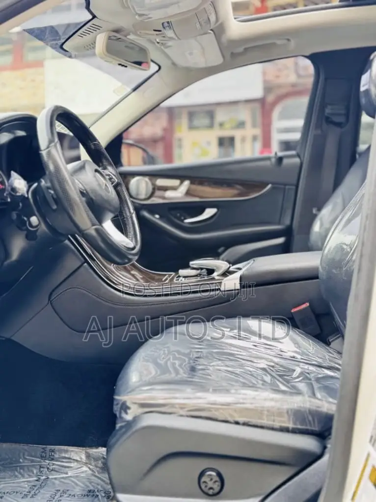 Mercedes-Benz GLC-Class 2016 White