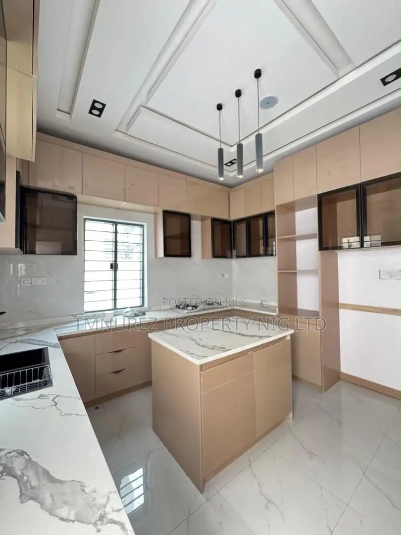 5bdrm Duplex in Omole Phase 1 for sale
