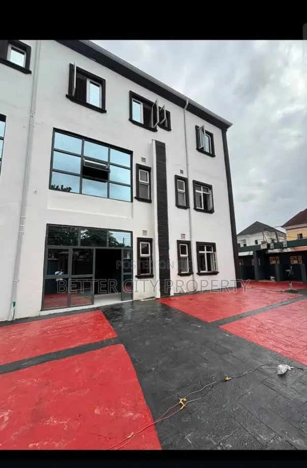 3bdrm Apartment in Magodo Gra I Estate for rent