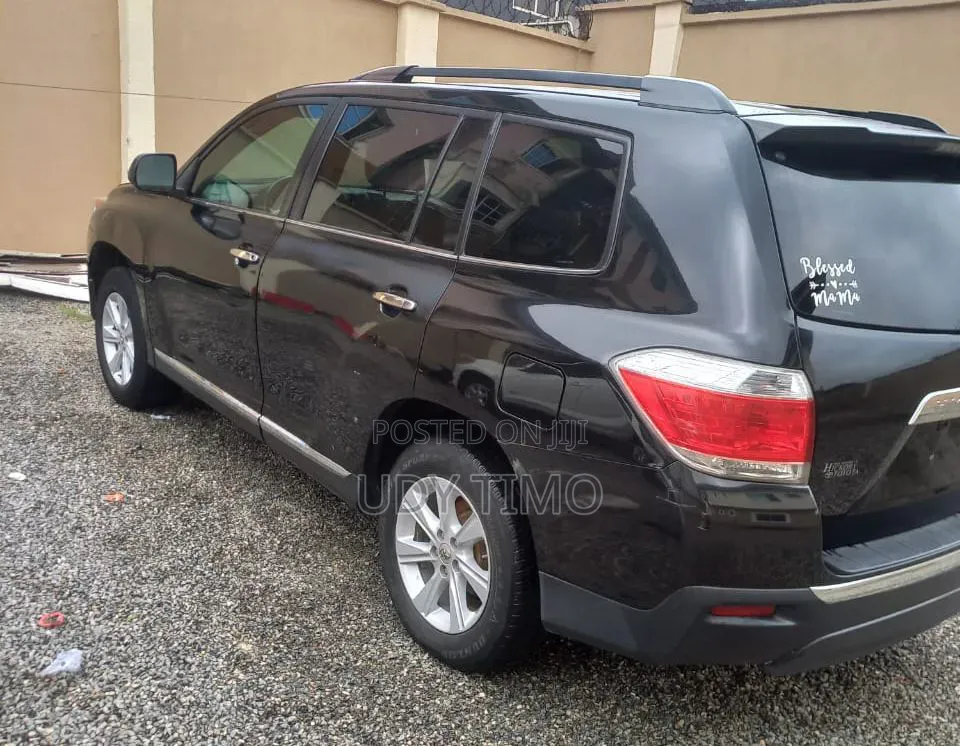 Toyota Highlander 2013 Black