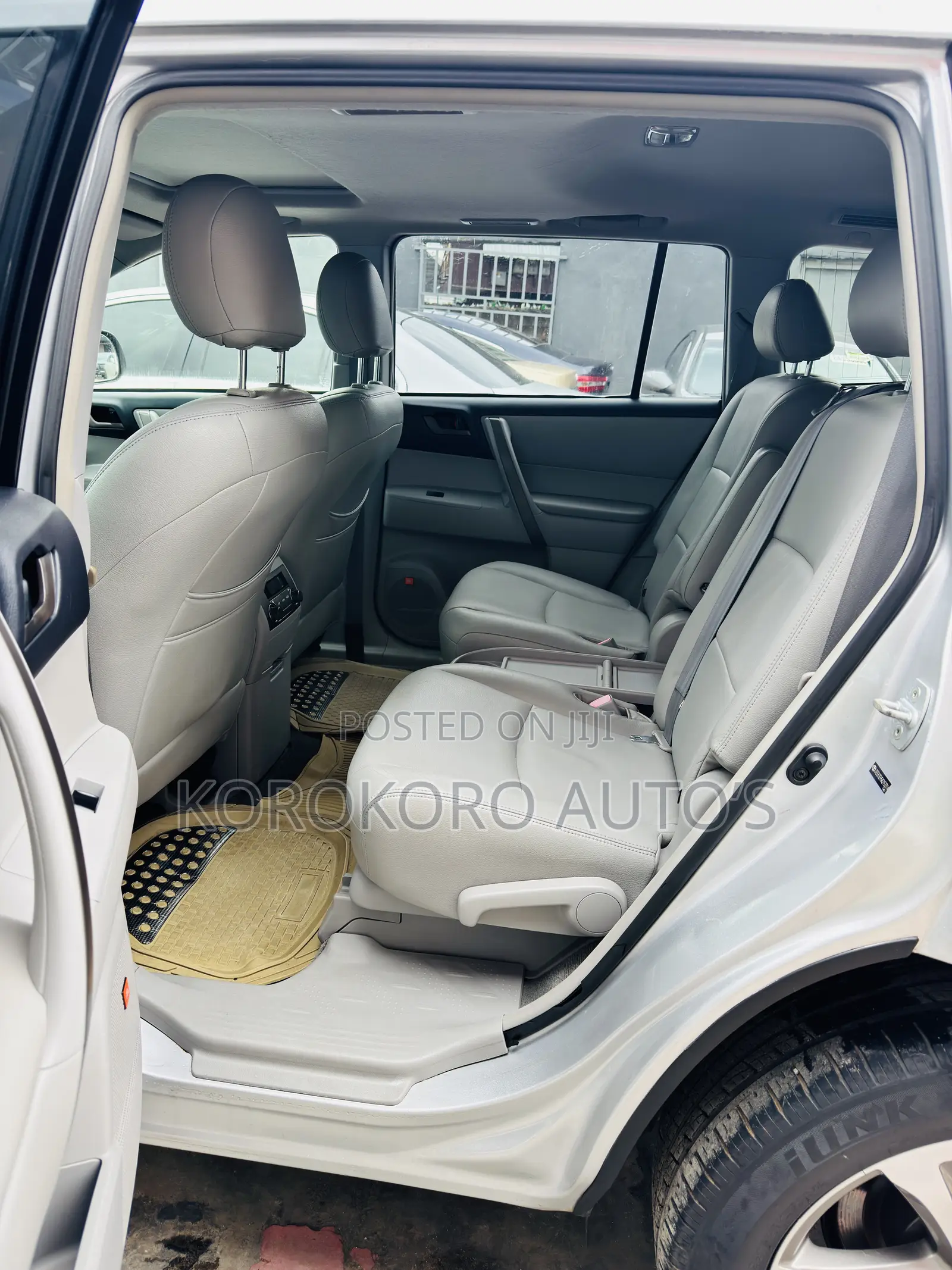 Toyota Highlander Sport 2010 Silver