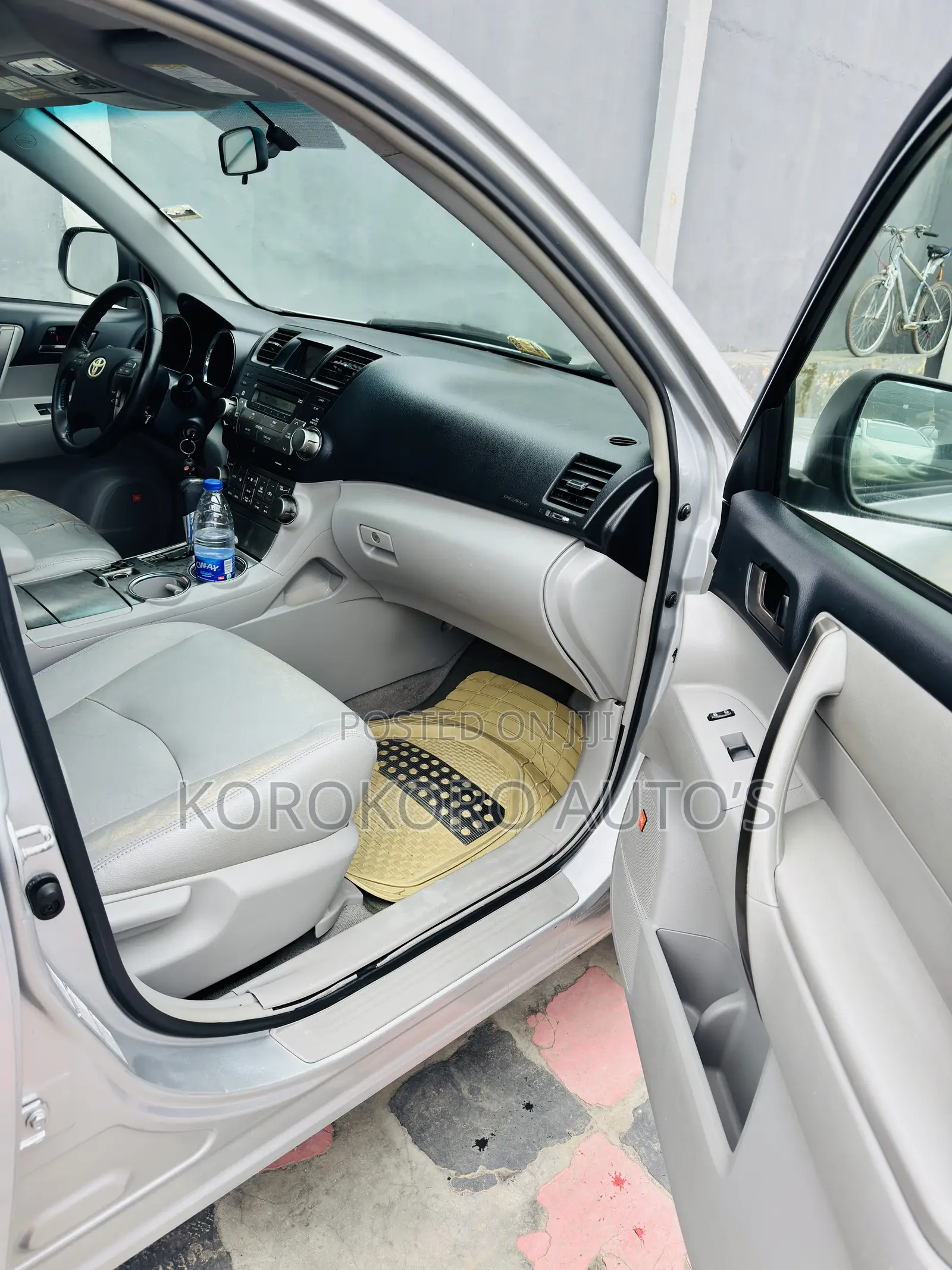 Toyota Highlander Sport 2010 Silver