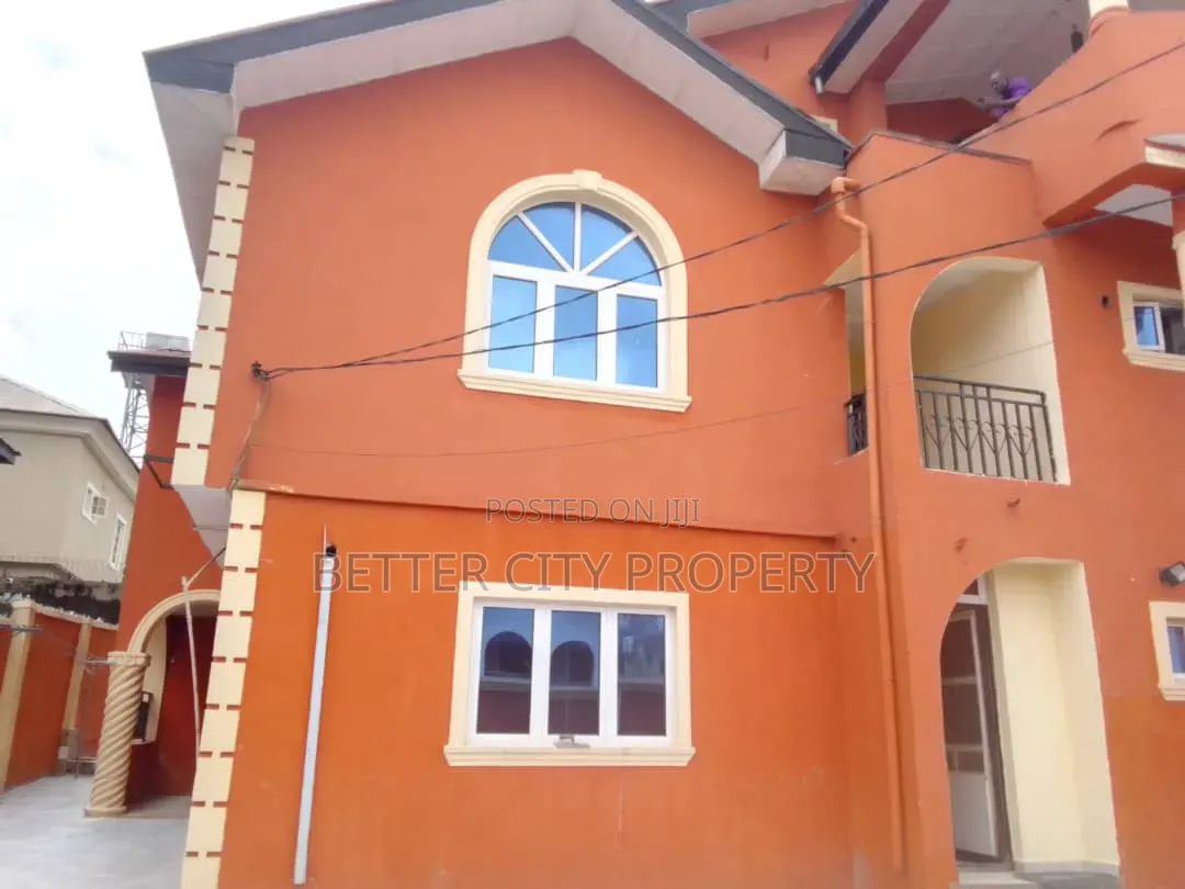 3bdrm Apartment in Gra Phase 2 for rent