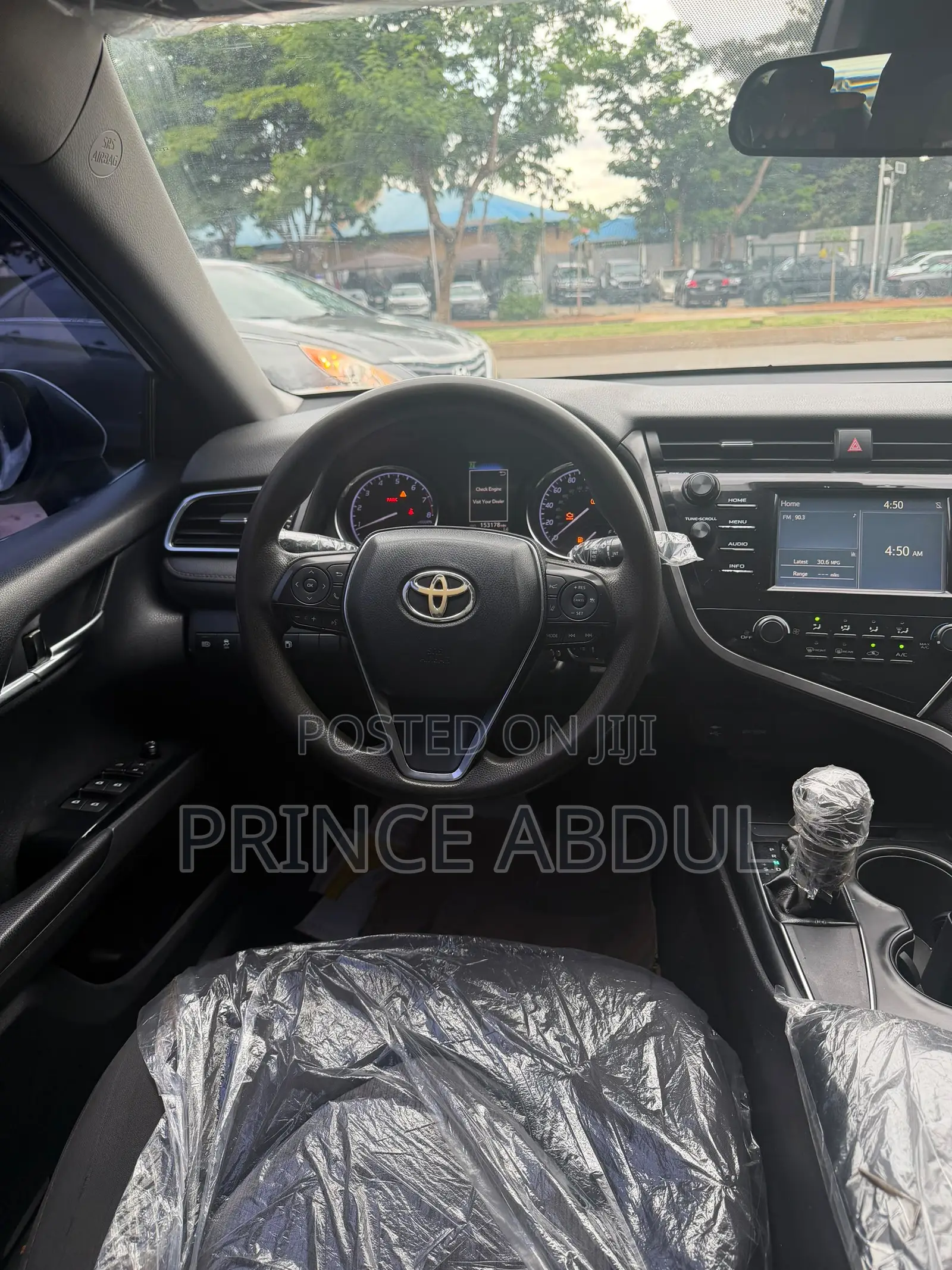 Toyota Camry 2018 White