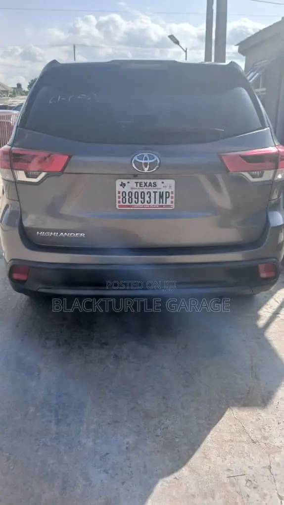 Toyota Highlander 2019 Gray