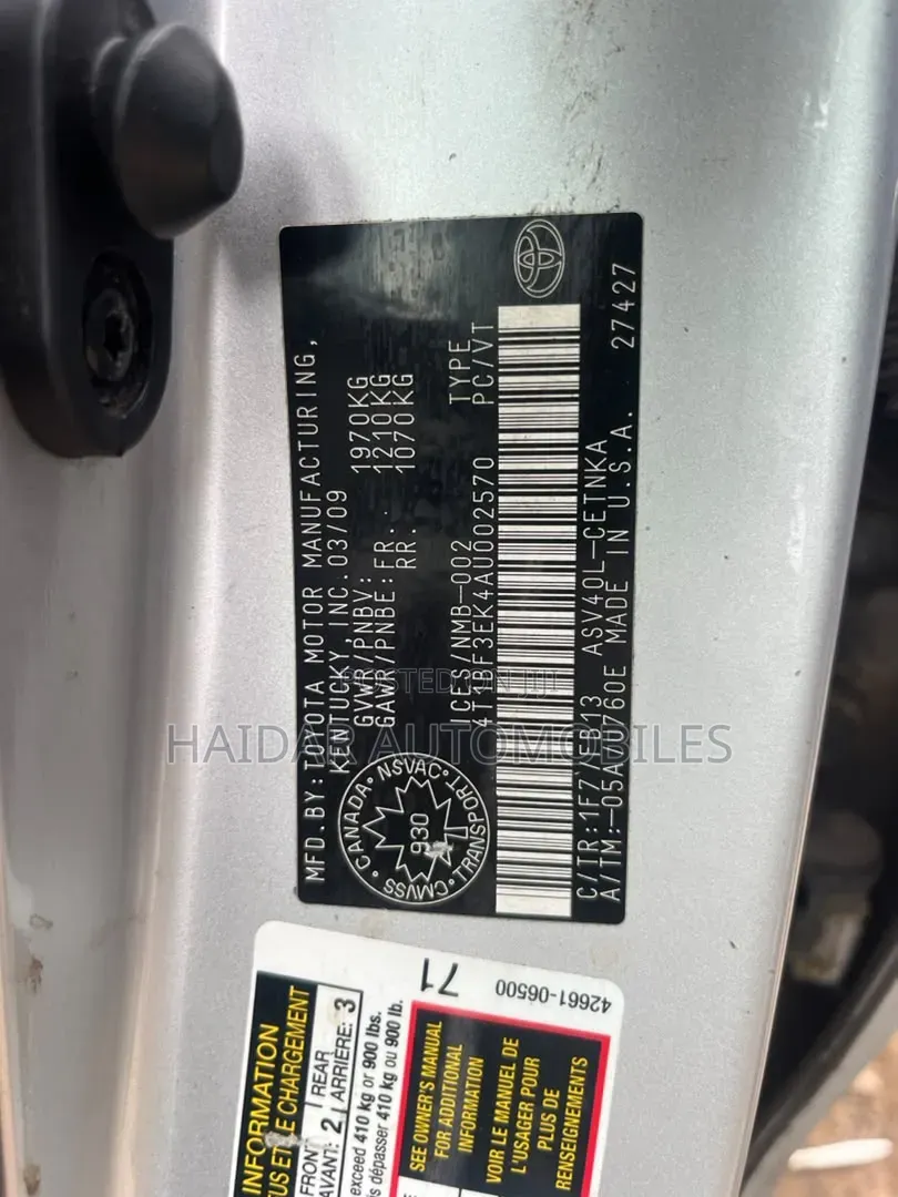 Toyota Camry 2010 Silver