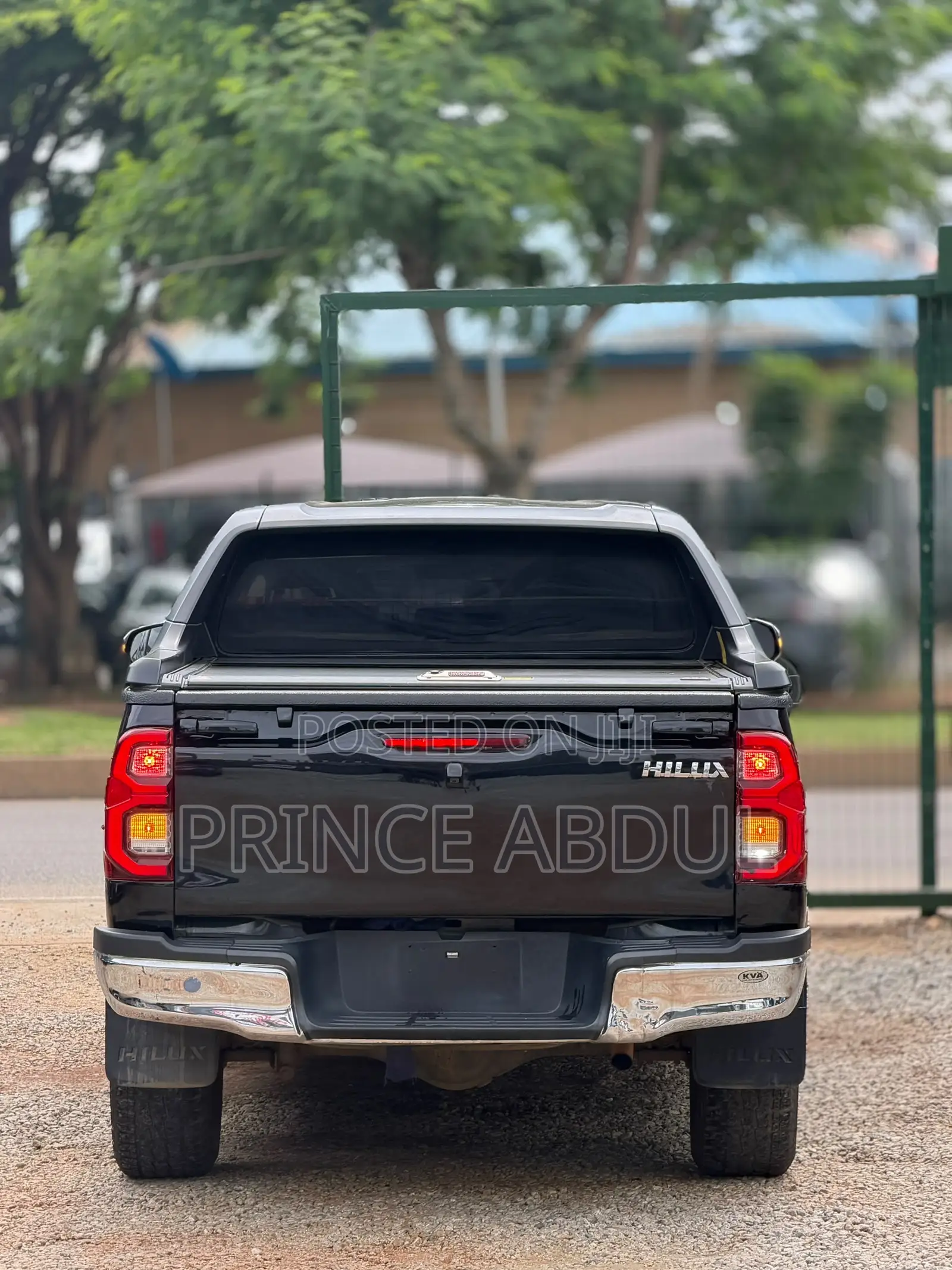Toyota Hilux 2018 Black
