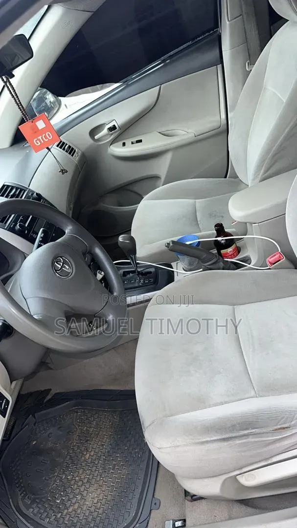 Toyota Corolla 2008 Gold