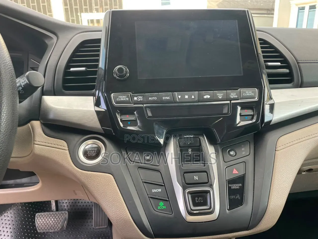 Honda Odyssey 2.4 G 2WD (8 seater) 2018 Burgundy