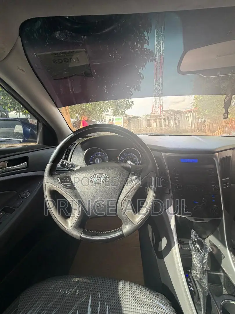 Hyundai Sonata 2012 Blue