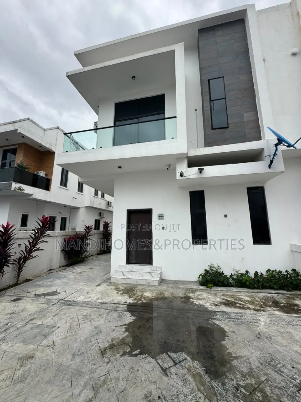 4bdrm Duplex in Lekki for sale