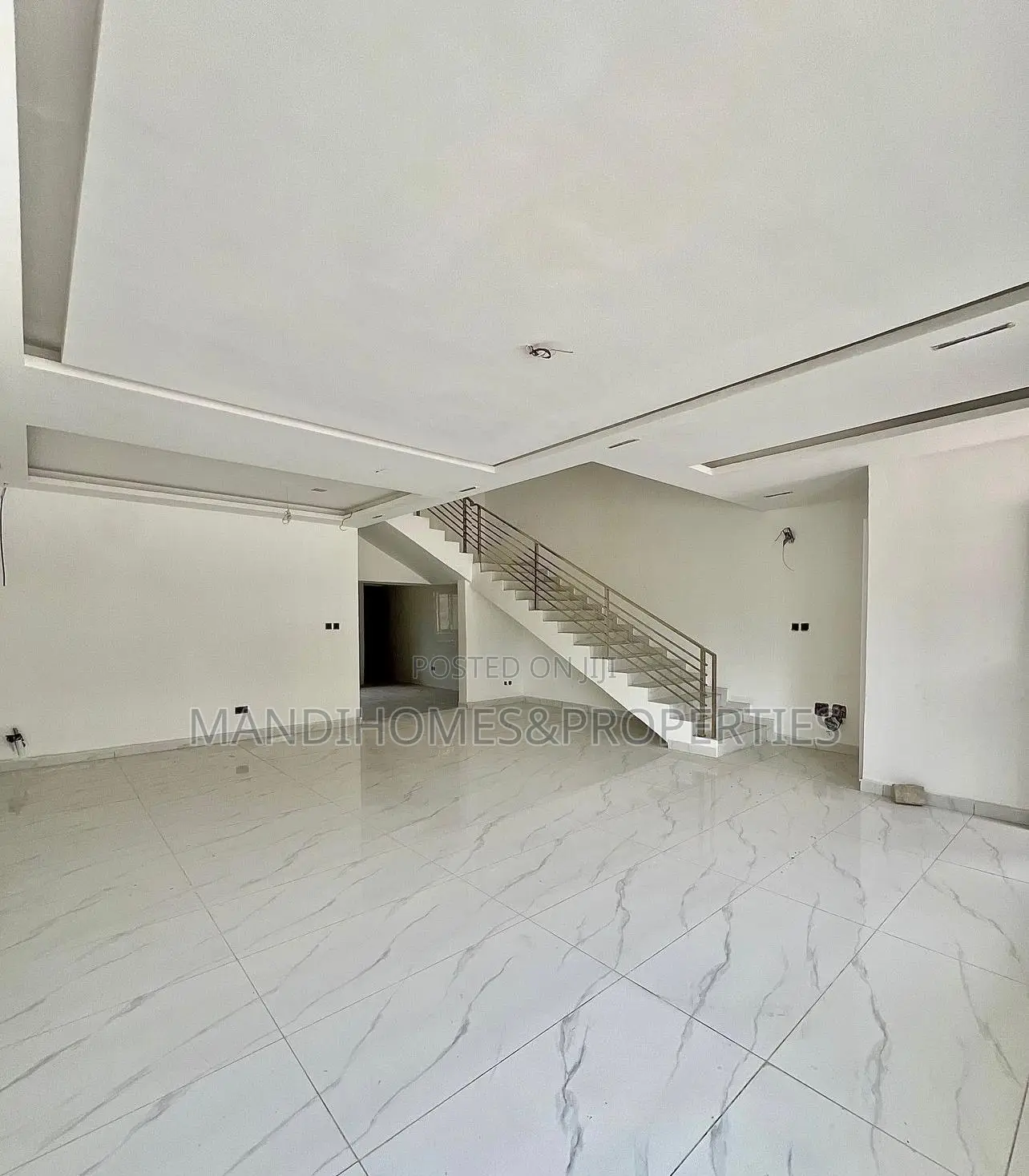 4bdrm Townhouse/Terrace in Lekki for sale