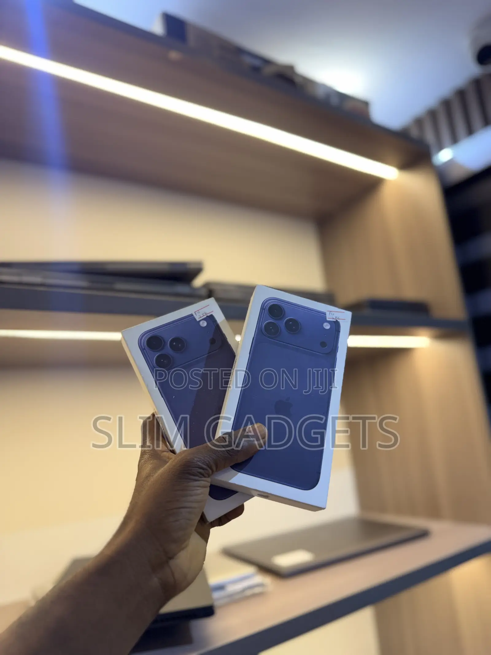 New Apple iPhone 17 Pro Max 256 GB Blue