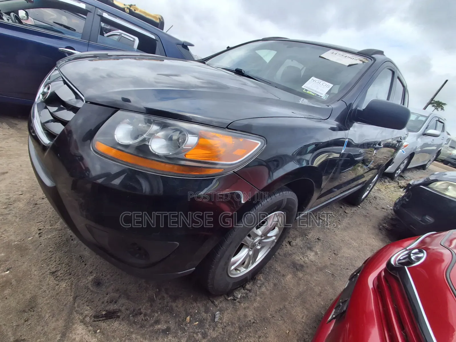 Hyundai Santa Fe 2011 Black