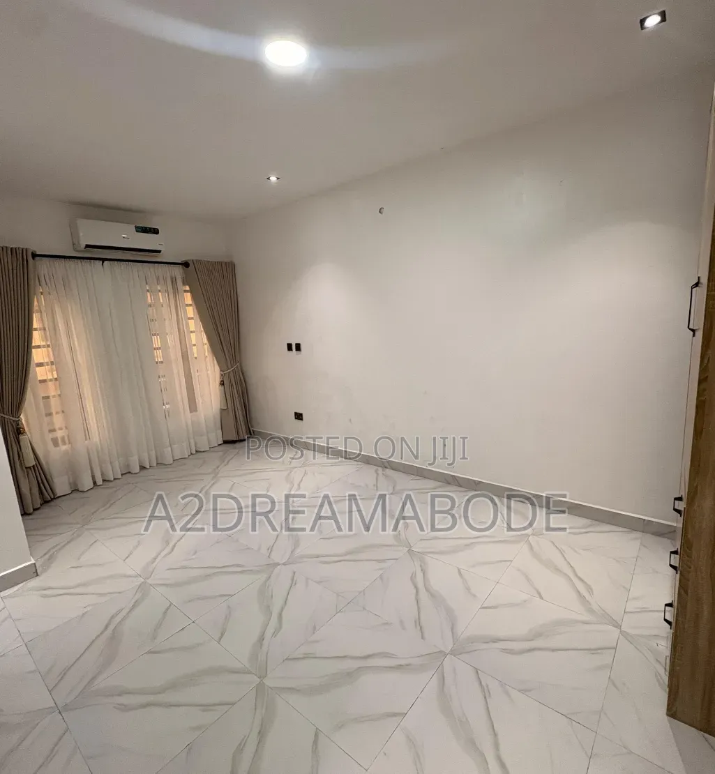 Furnished 4bdrm Duplex in Ogudu for sale