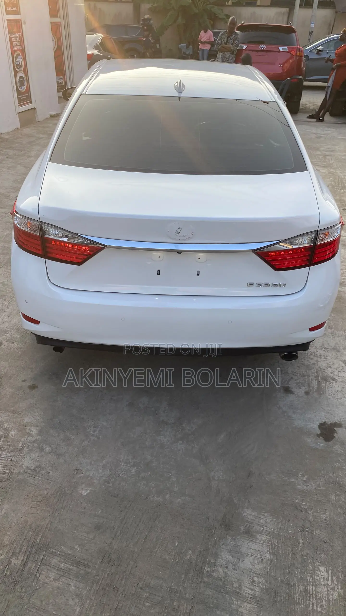 Lexus ES 350 FWD 2014 White