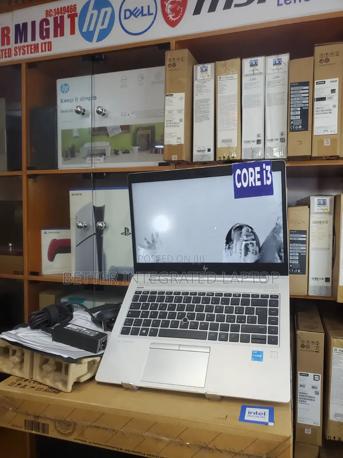 New Laptop HP EliteBook 725 8GB Intel Core i3 SSD 256GB