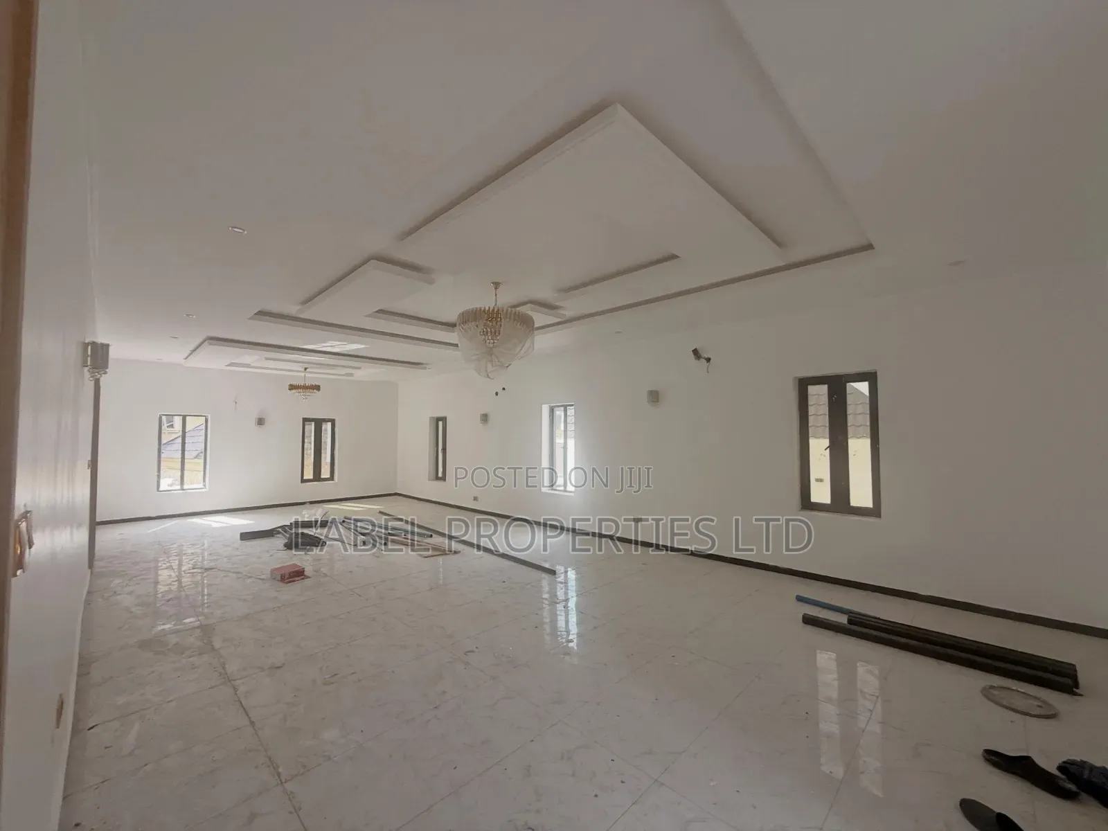 5bdrm Duplex in Galadimawa for sale