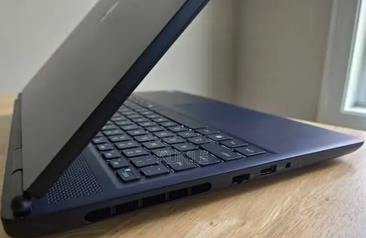 New Laptop HP 14-ep0063 16GB Intel Core Ultra 7 SSD 1T