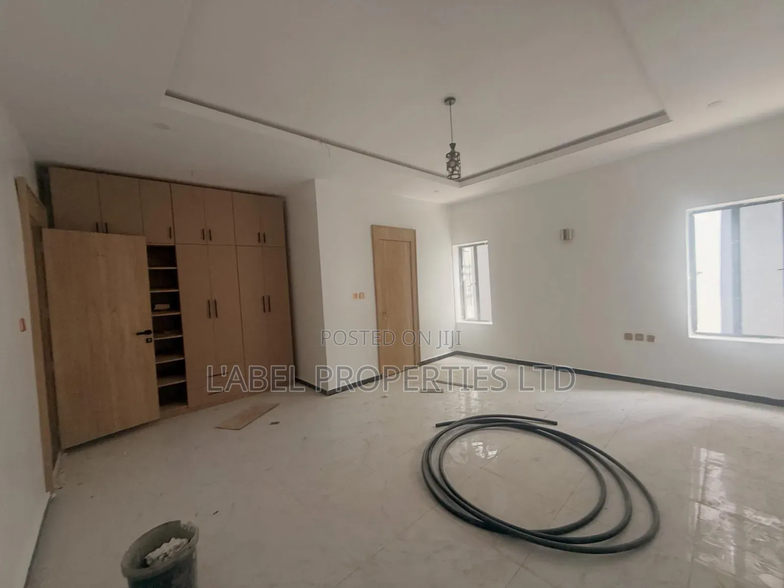 5bdrm Duplex in Galadimawa for sale