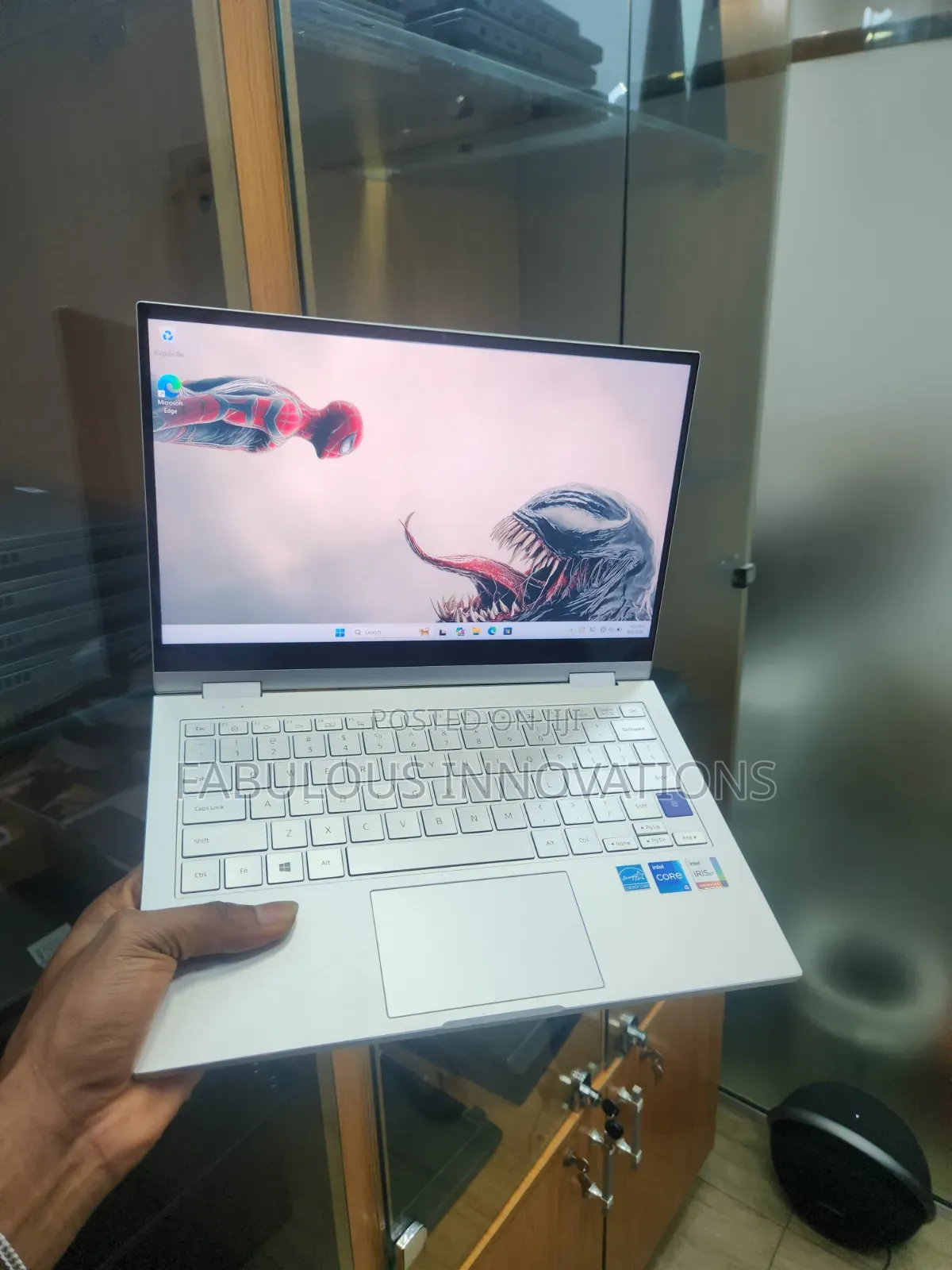 Laptop Samsung NP780Z5E 8GB Intel Core i5 SSD 256GB