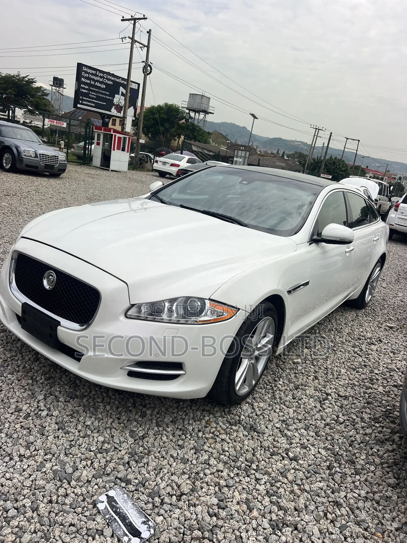 Jaguar XJ 4.2 Super V8 Automatic 2010 White