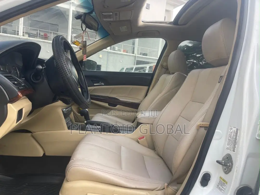 Honda Crosstour 2013 White
