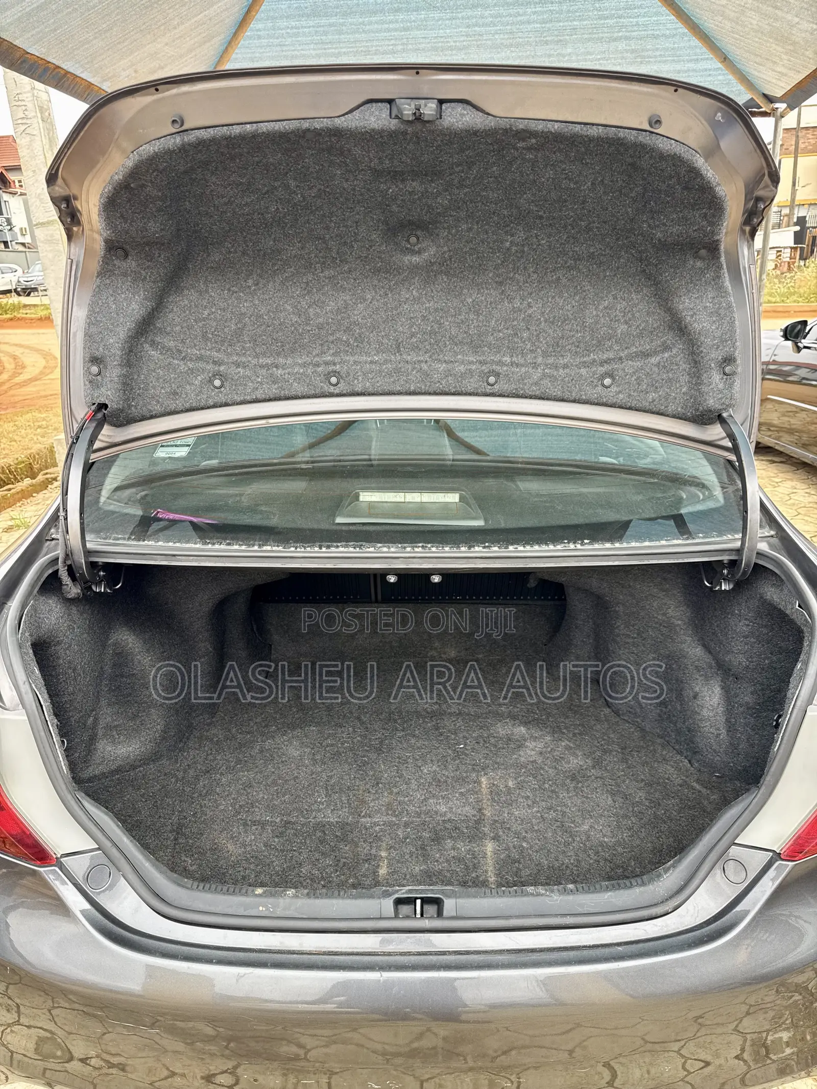 Toyota Camry SE 4dr Sedan (2.5L 4cyl 6A) 2013 Gray