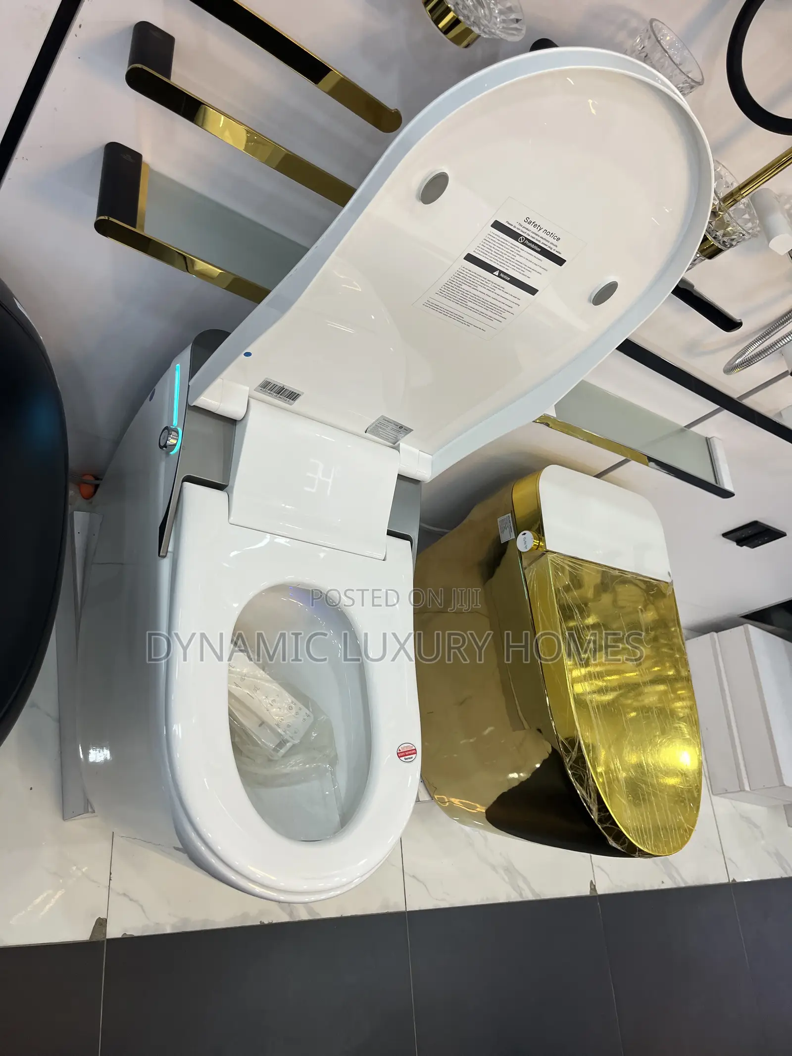 Luxury Big Smart WC With Remote Control