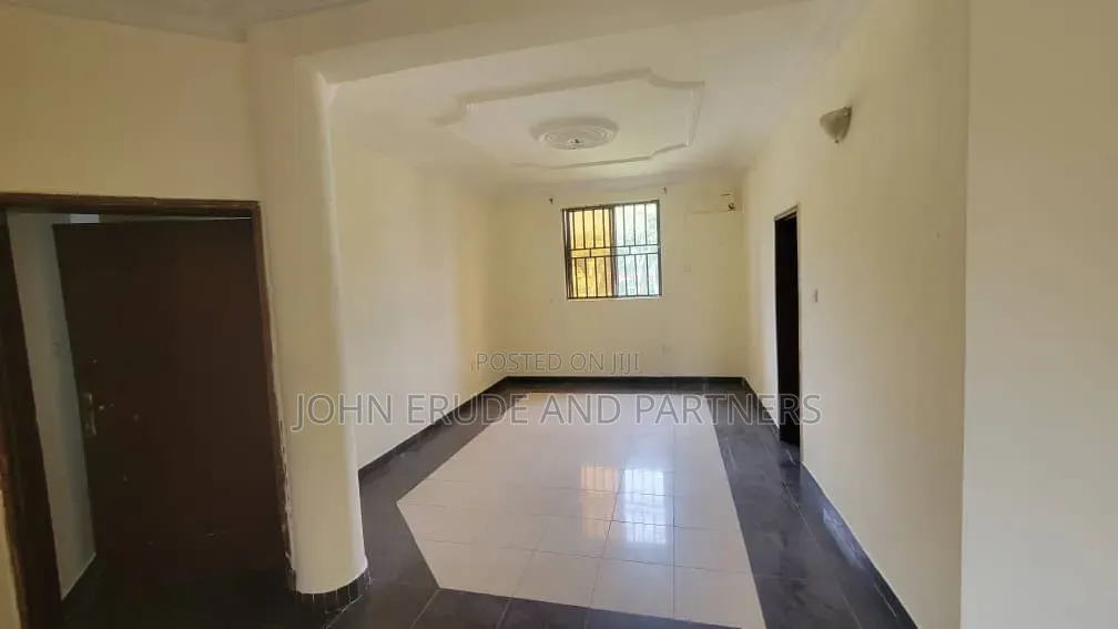 4bdrm Block of Flats in Garki for rent