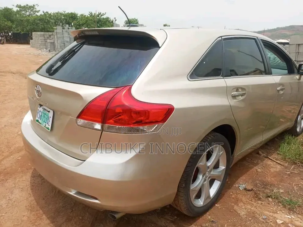 Toyota Venza 2010