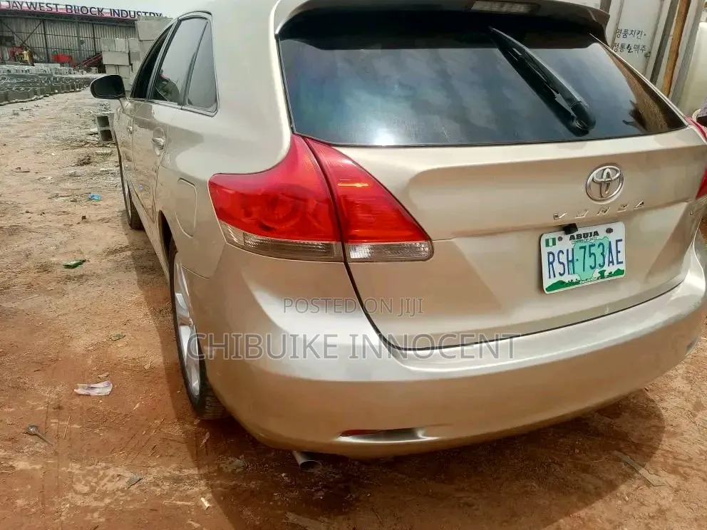 Toyota Venza 2010
