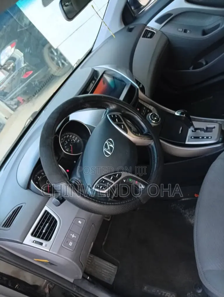 Hyundai Elantra 2013 Black