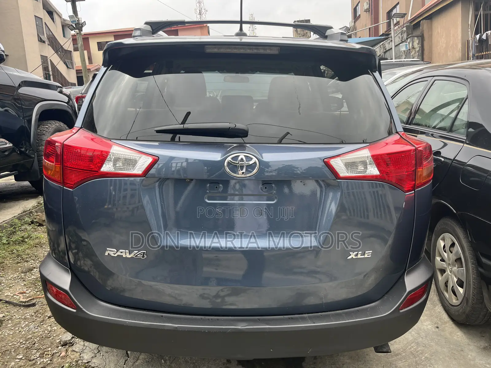 Toyota RAV4 XLE AWD (2.5L 4cyl 6A) 2013 Blue
