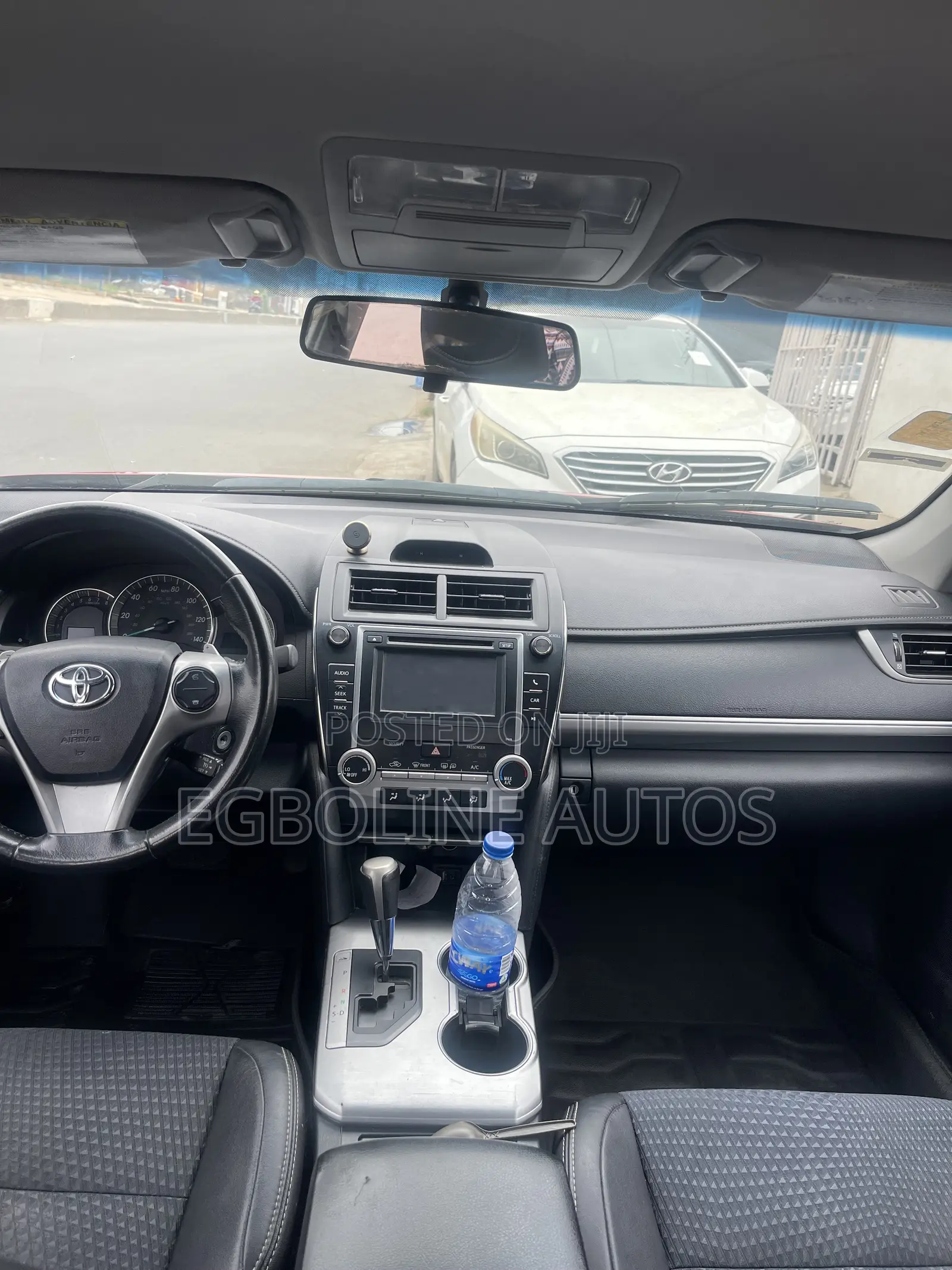 Toyota Camry SE 4dr Sedan (2.5L 4cyl 6A) 2014 Red