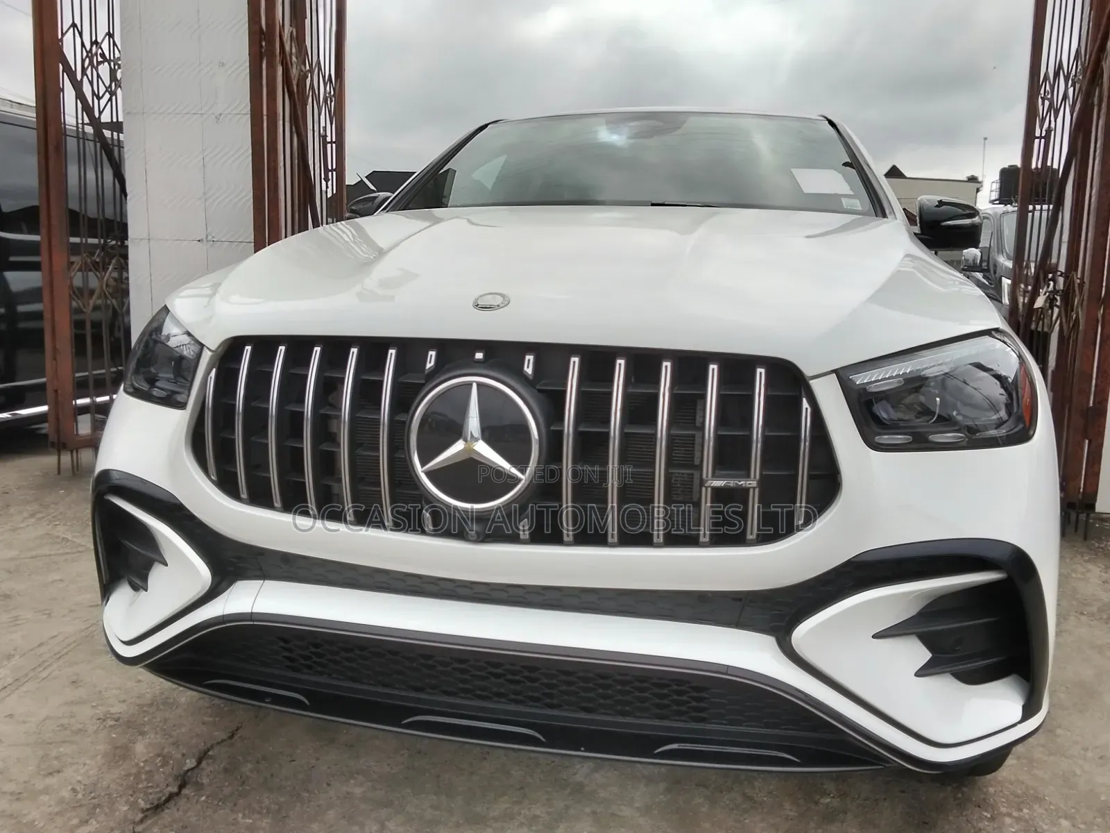 Mercedes-Benz GLE-Class 2025 White