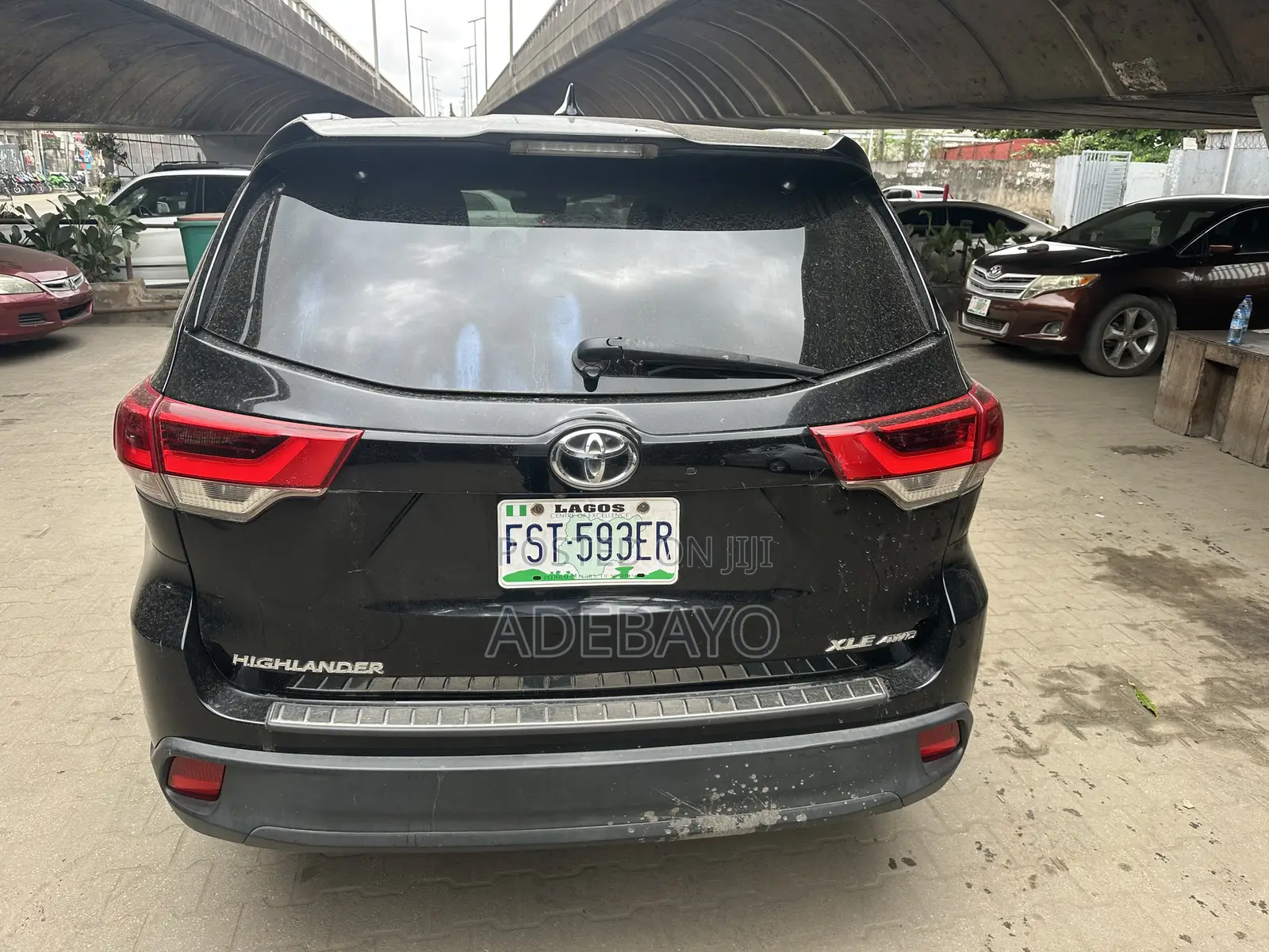 Toyota Highlander XLE 4x4 V6 (3.5L 6cyl 8A) 2017 Black
