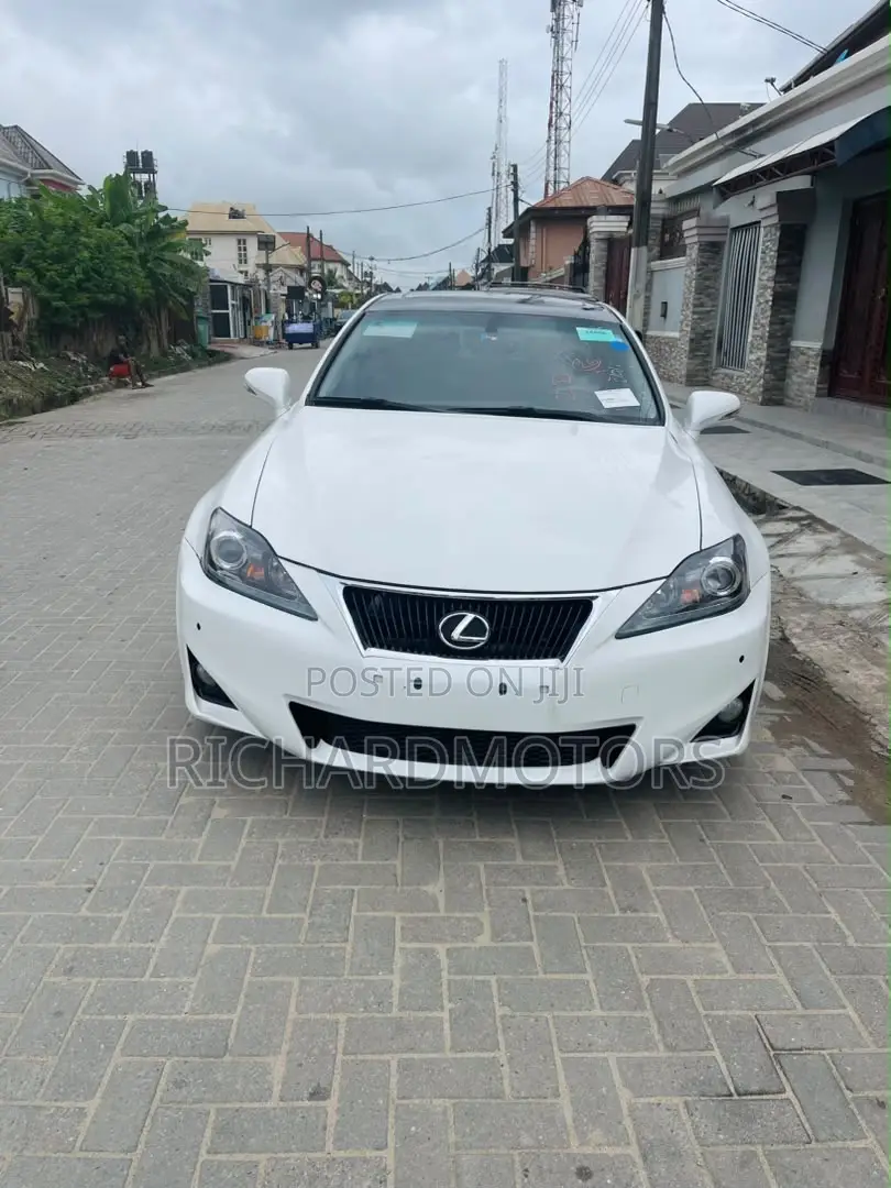Lexus IS 250 AWD Automatic 2012 White