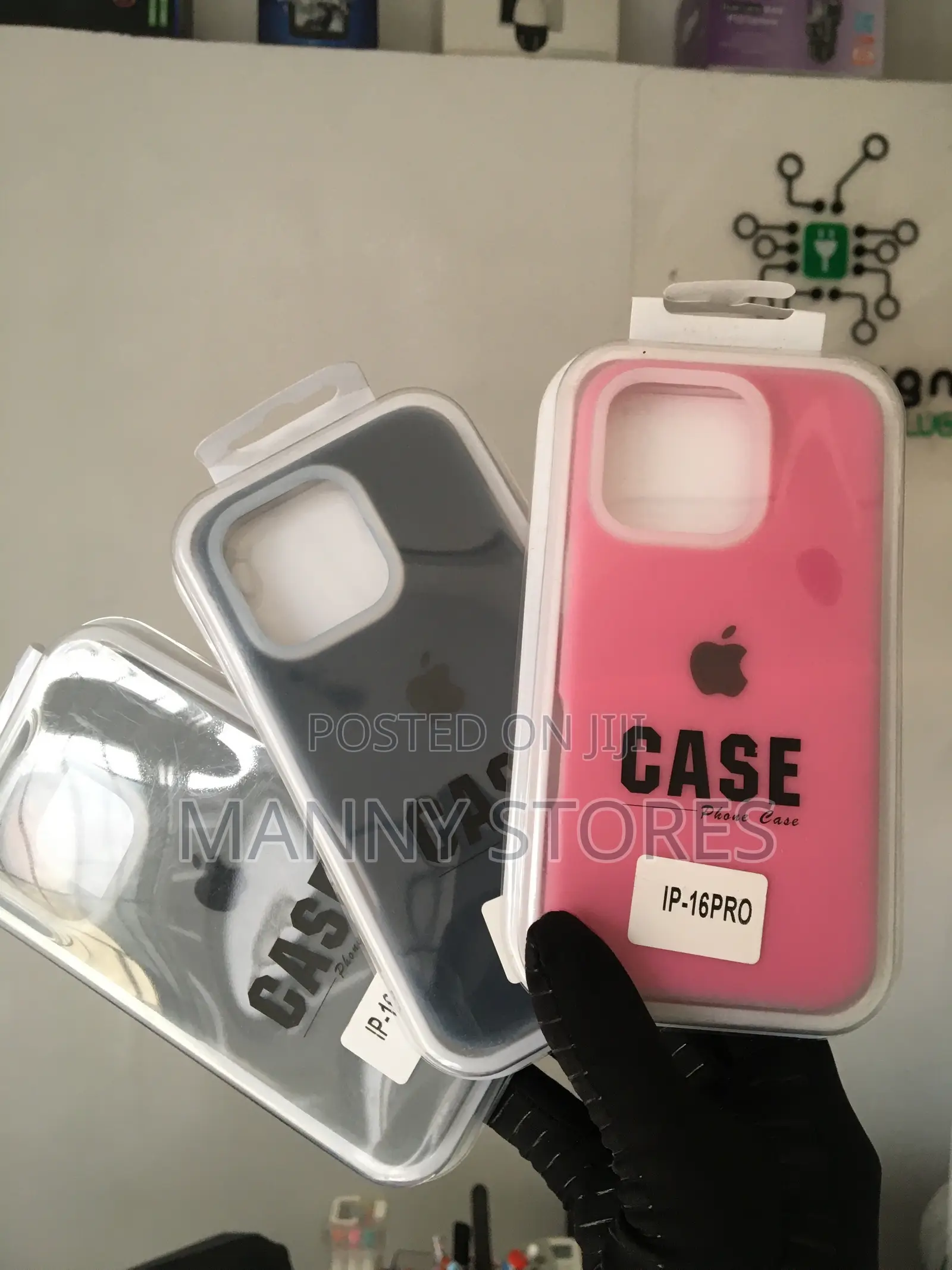 iPhone 16pro Pouches
