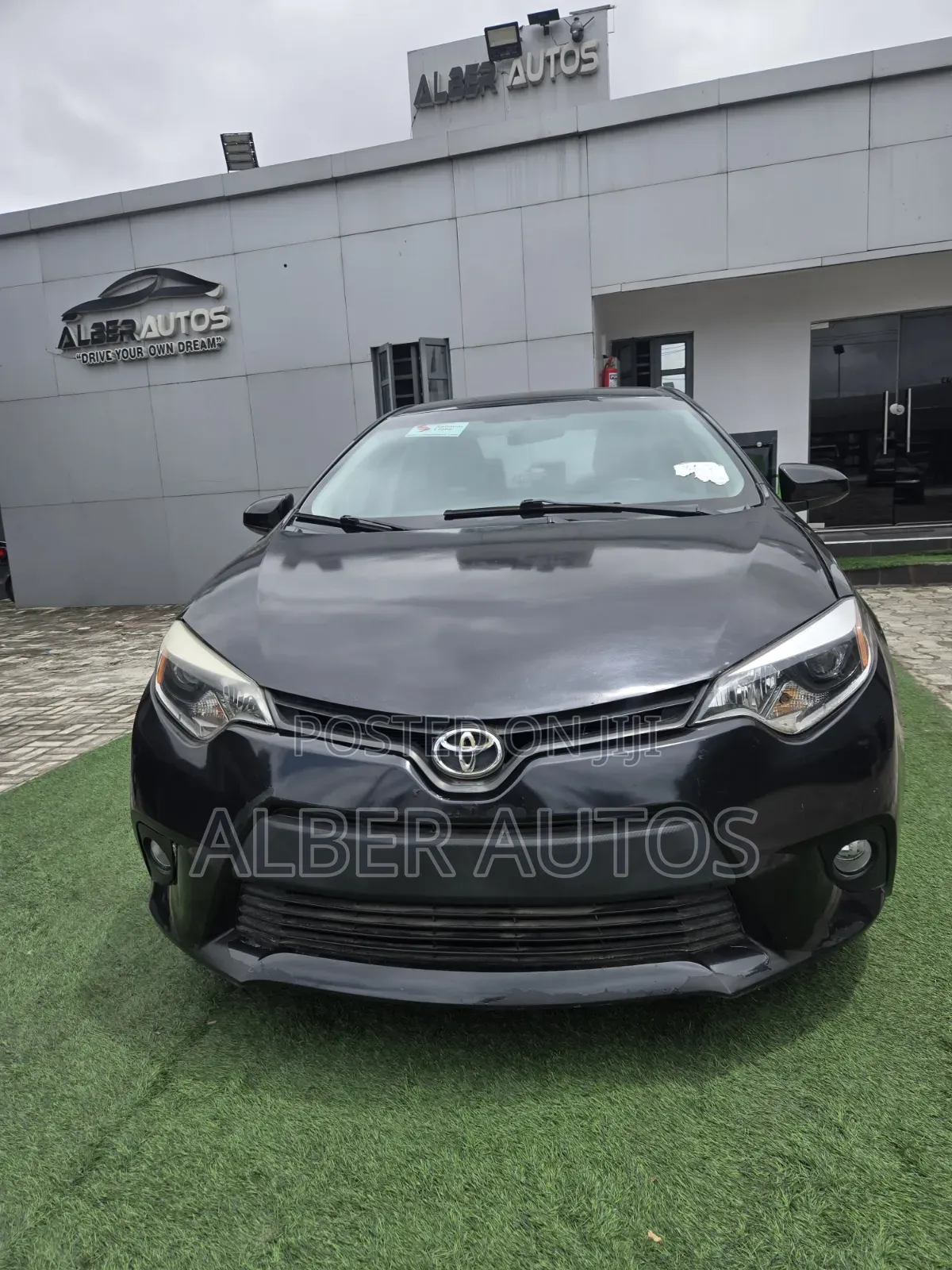 Toyota Corolla 2016 Black