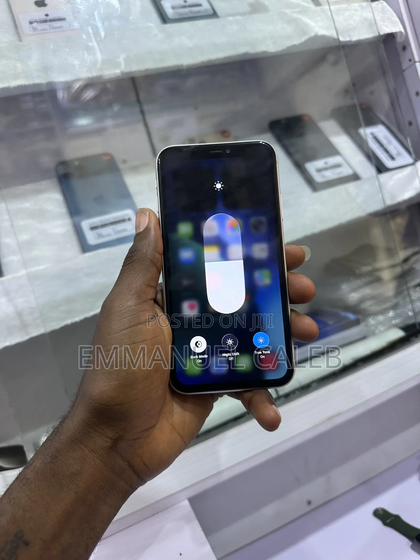 Apple iPhone 11 64 GB White