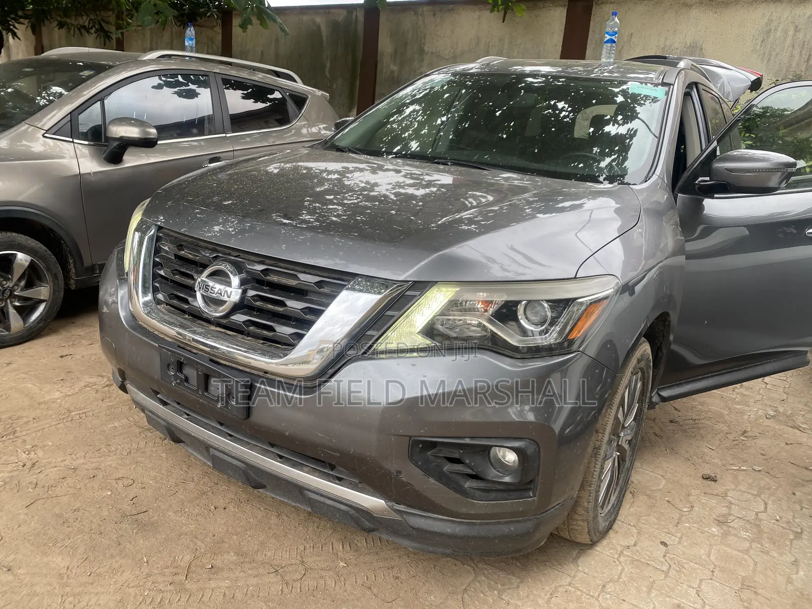 Nissan Pathfinder SV 4dr 4x4 (3.5L 6cyl) 2017 Gray