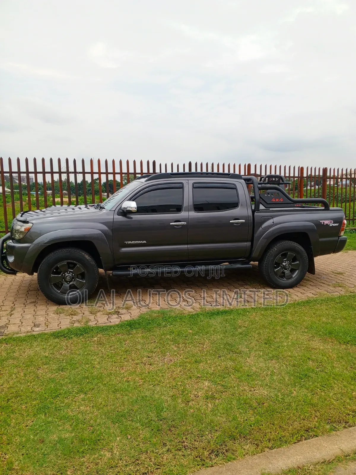Toyota Tacoma 2012 Gray